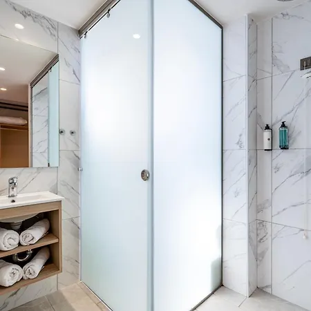 Sonia & - Adults Only 코스 타운