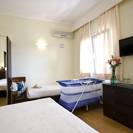 Sonia & - Adults Only 3*