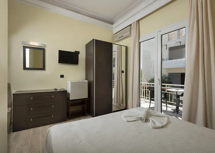 Sonia & - Adults Only