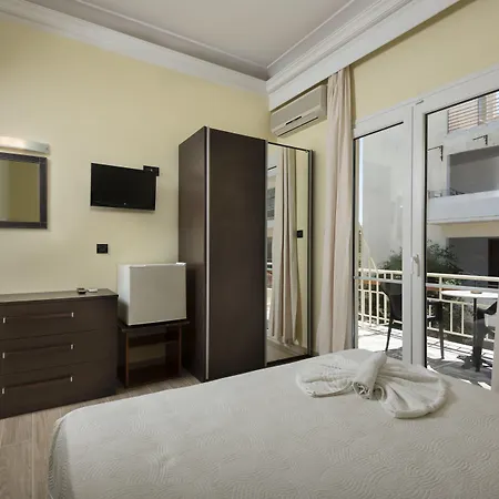 Sonia & - Adults Only