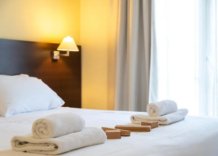 Sonia & - Adults Only İstanköy