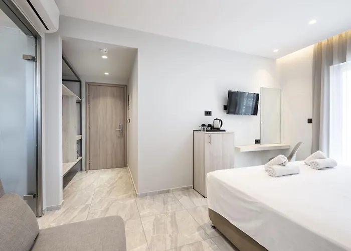 Sonia & - Adults Only İstanköy