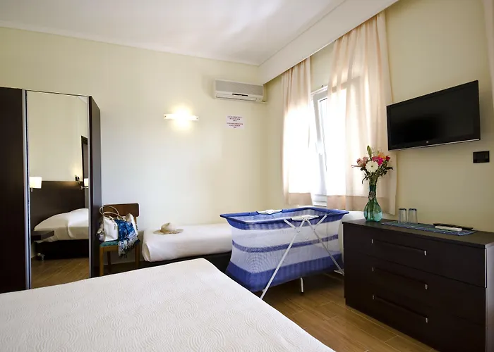 Sonia & - Adults Only 3*