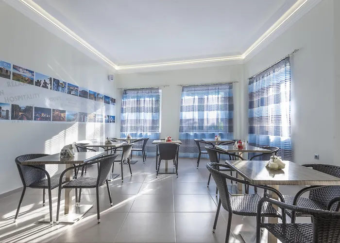 Sonia & - Adults Only