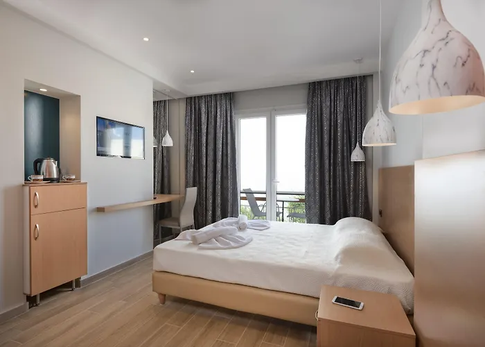 Sonia & - Adults Only